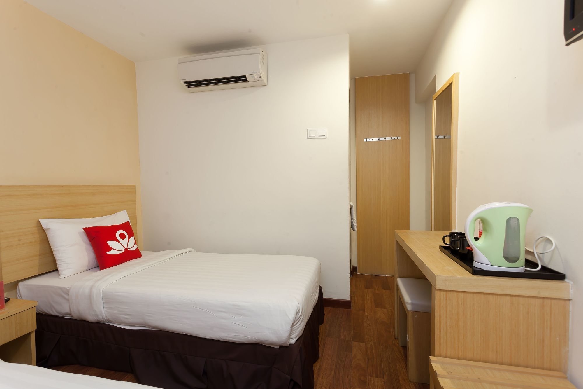 Zen Rooms Opposite Ymca Κουάλα Λουμπούρ Εξωτερικό φωτογραφία